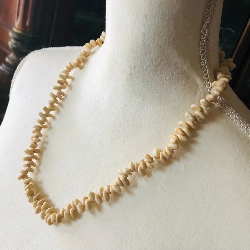 Vintage boho Scolecite beaded necklace